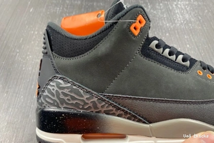 372 Pack 3 (2023) Vibrant Fear Retro Jordan CT8532-080 0802